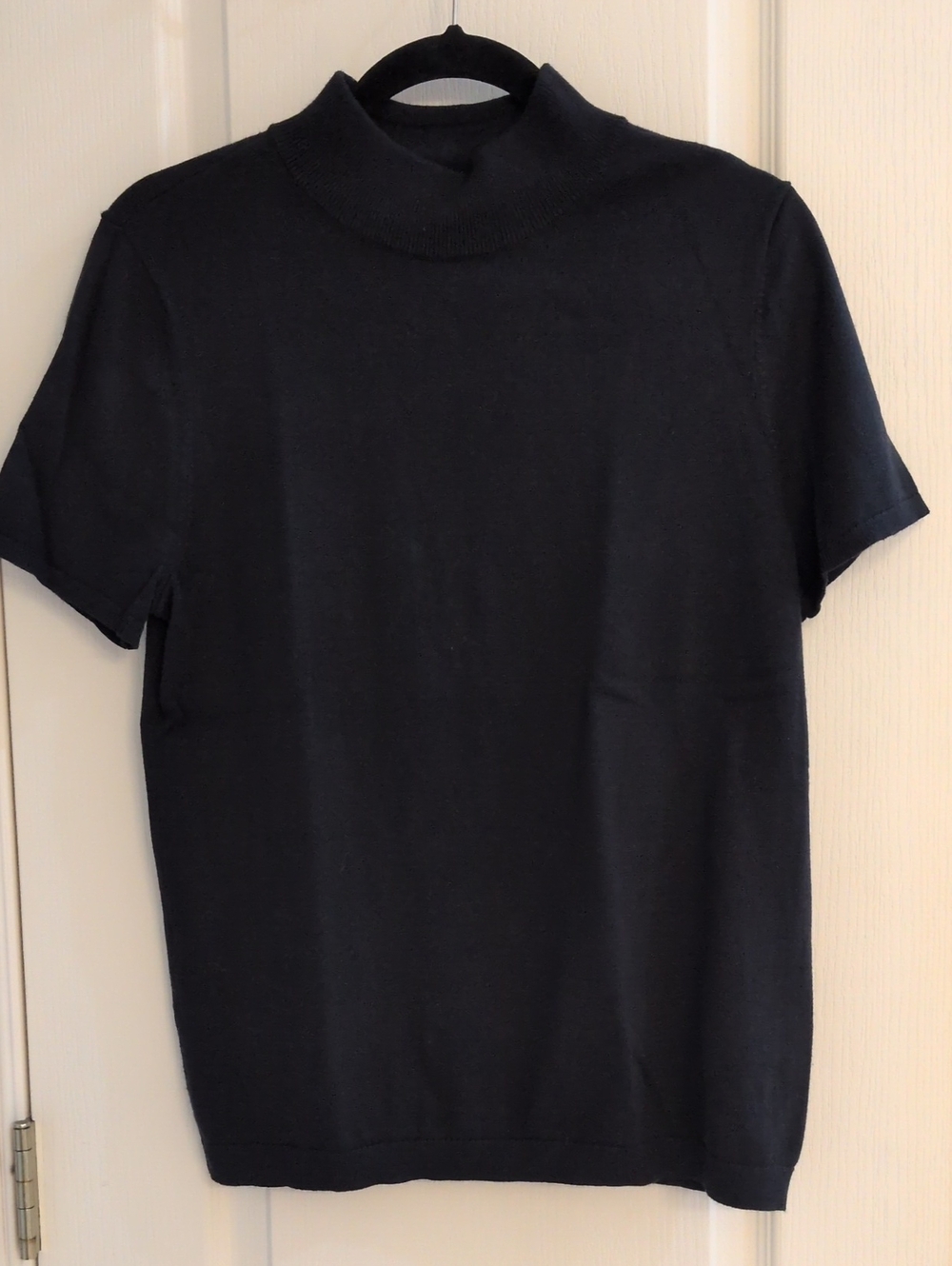 Land's End - Black Short-Sleeve Mock Neck Shirt (Never Worn)